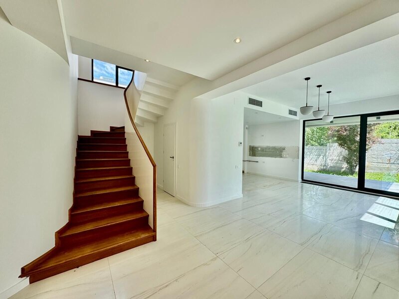 Corbeanca, Laguna Albastra, 500 mp teren vila individuala moderna